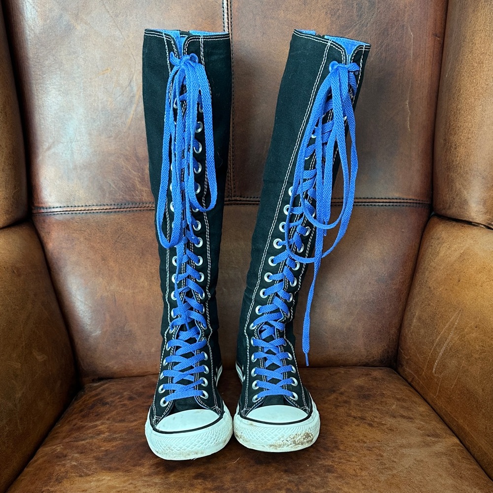 Converse Tall Black Lace-Up Boots with Purple Laces - Picture 4 of 10